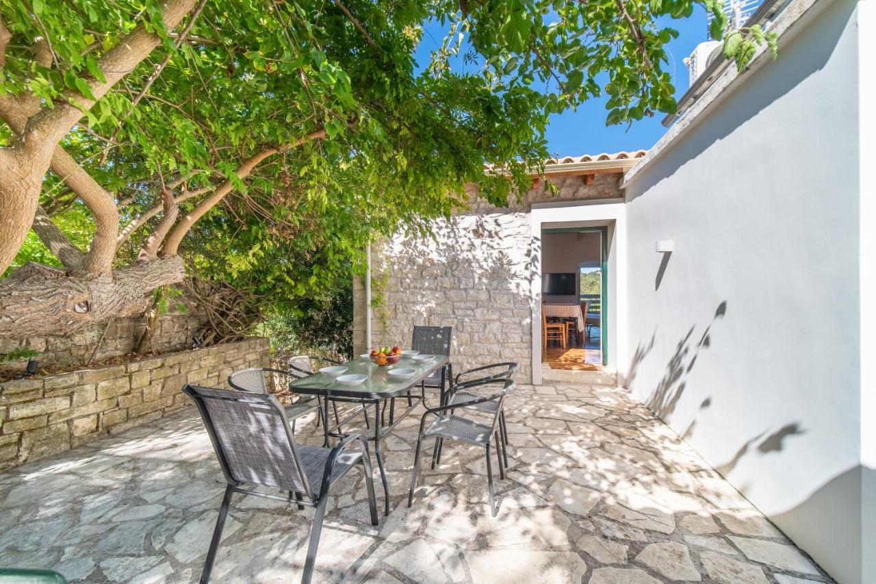 Villa Adamantia Paxos Gaios Exterior photo